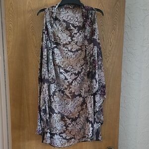 Elegant Floral Patterned Vest